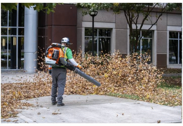 2024 Husqvarna 580BTS (970 49 91‑01) - Image 5