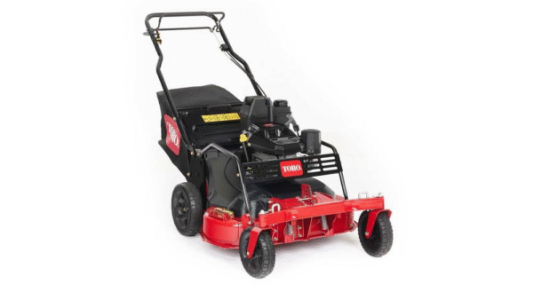 Toro (22236) 30 in. (76 cm) TurfMaster® with Casters